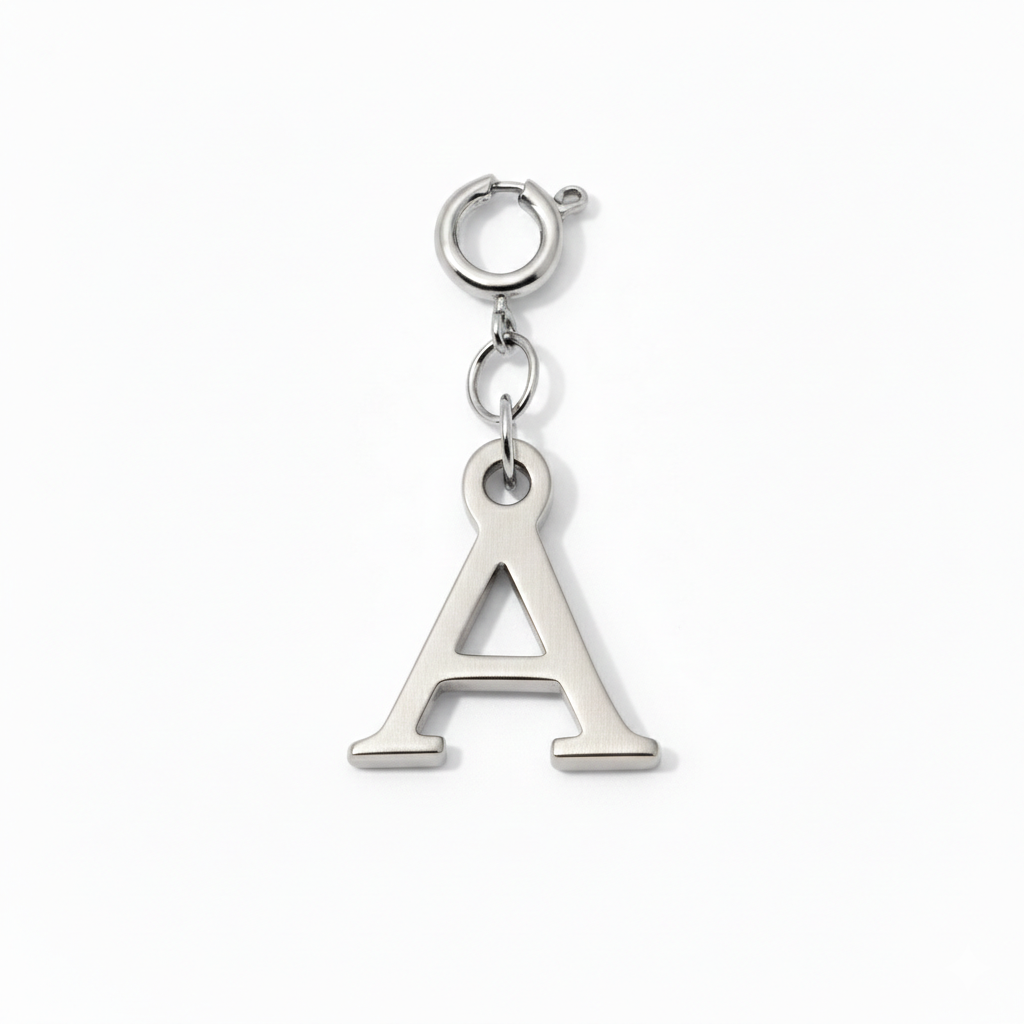 Buchstaben Charm - Timeless